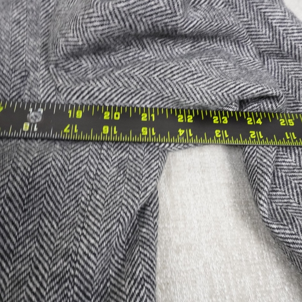 American Trend Mens 42 Gray Herringbone Lambs Wool Blend Blazer Jacket 2 Button - Picture 6 of 11